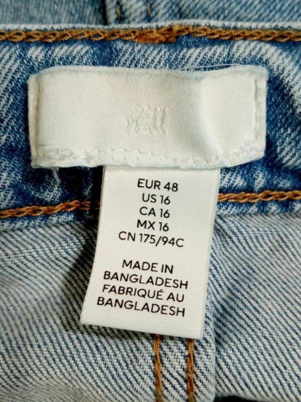 H&M Slim Fit High Waist Jeans - Picture 3 of 4